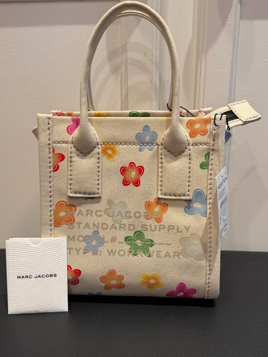 Marc Jacobs Handbags - NWT Marc Jacobs Flower Print Canvas Small Standard Supply Tote Bag